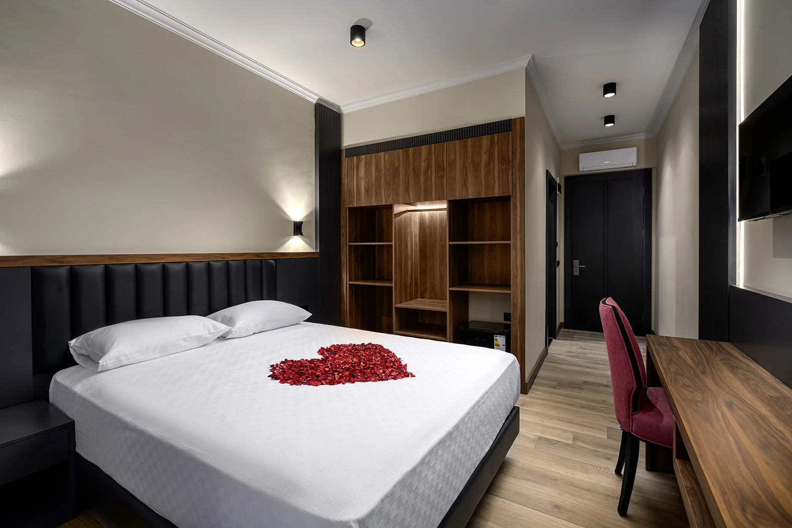 jakuzili-dag-manzrali-oda-20