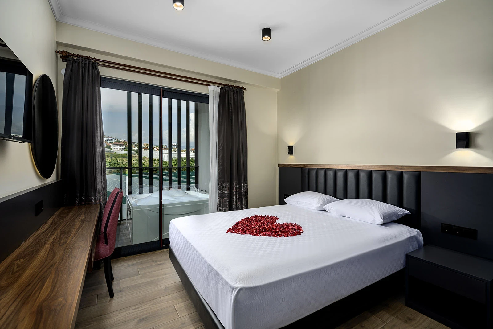 jakuzili-dag-manzrali-oda-30